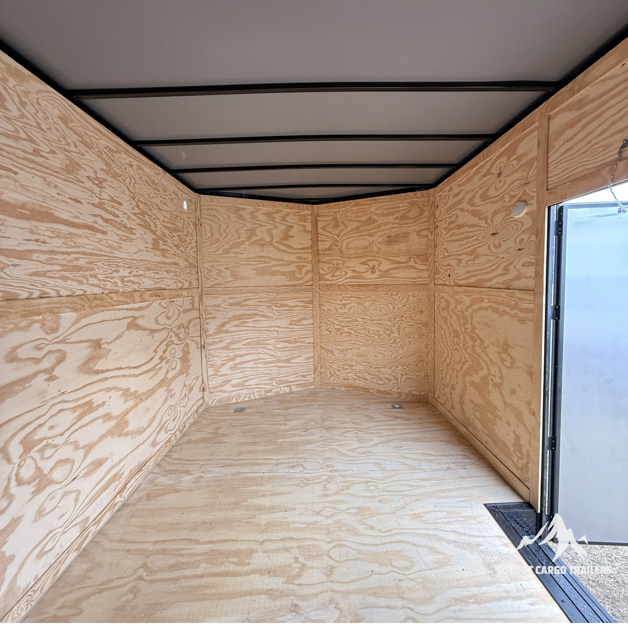 8.5X32TA5 White Standard Car Hauler Trailer