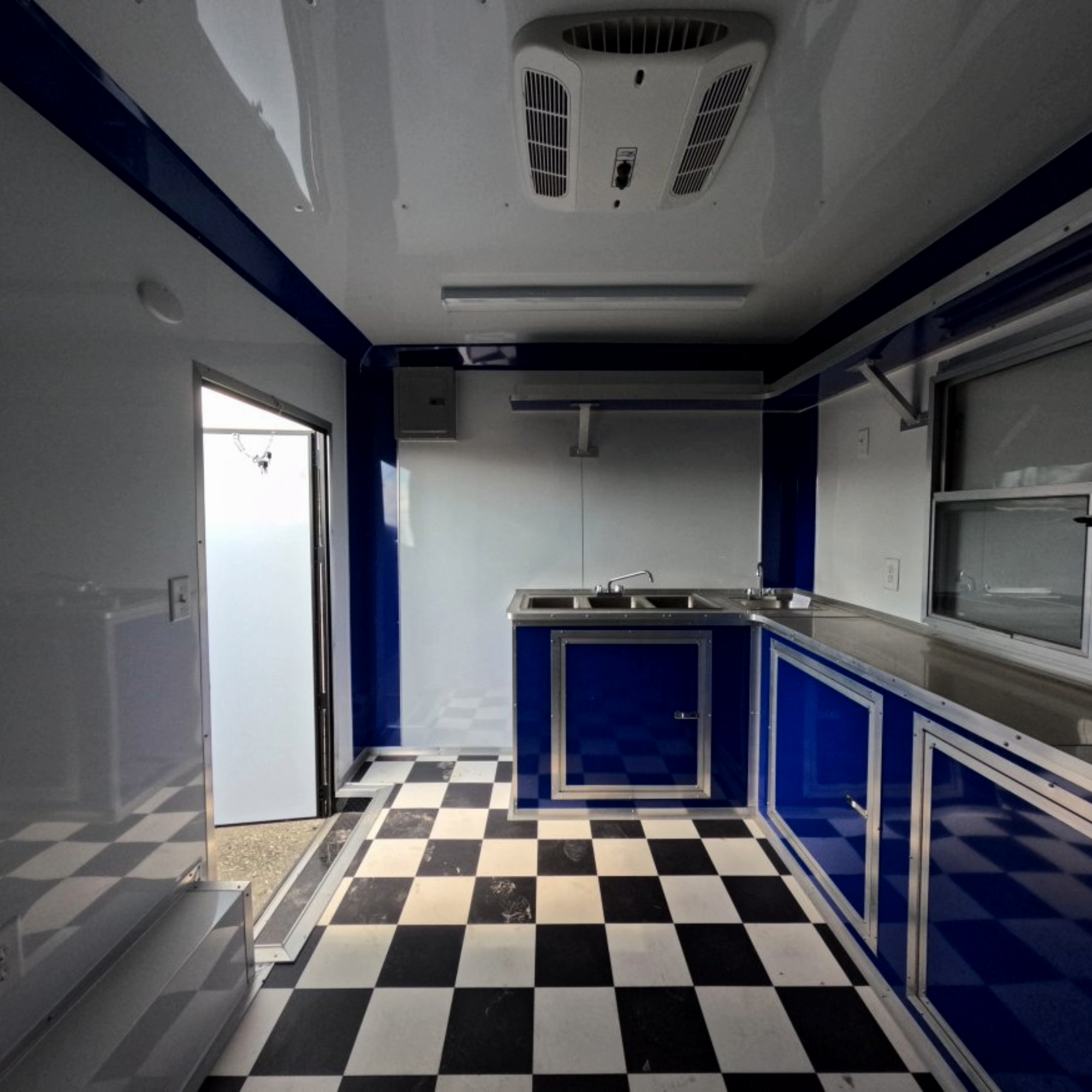 8.5X12 Blue Concession Trailer