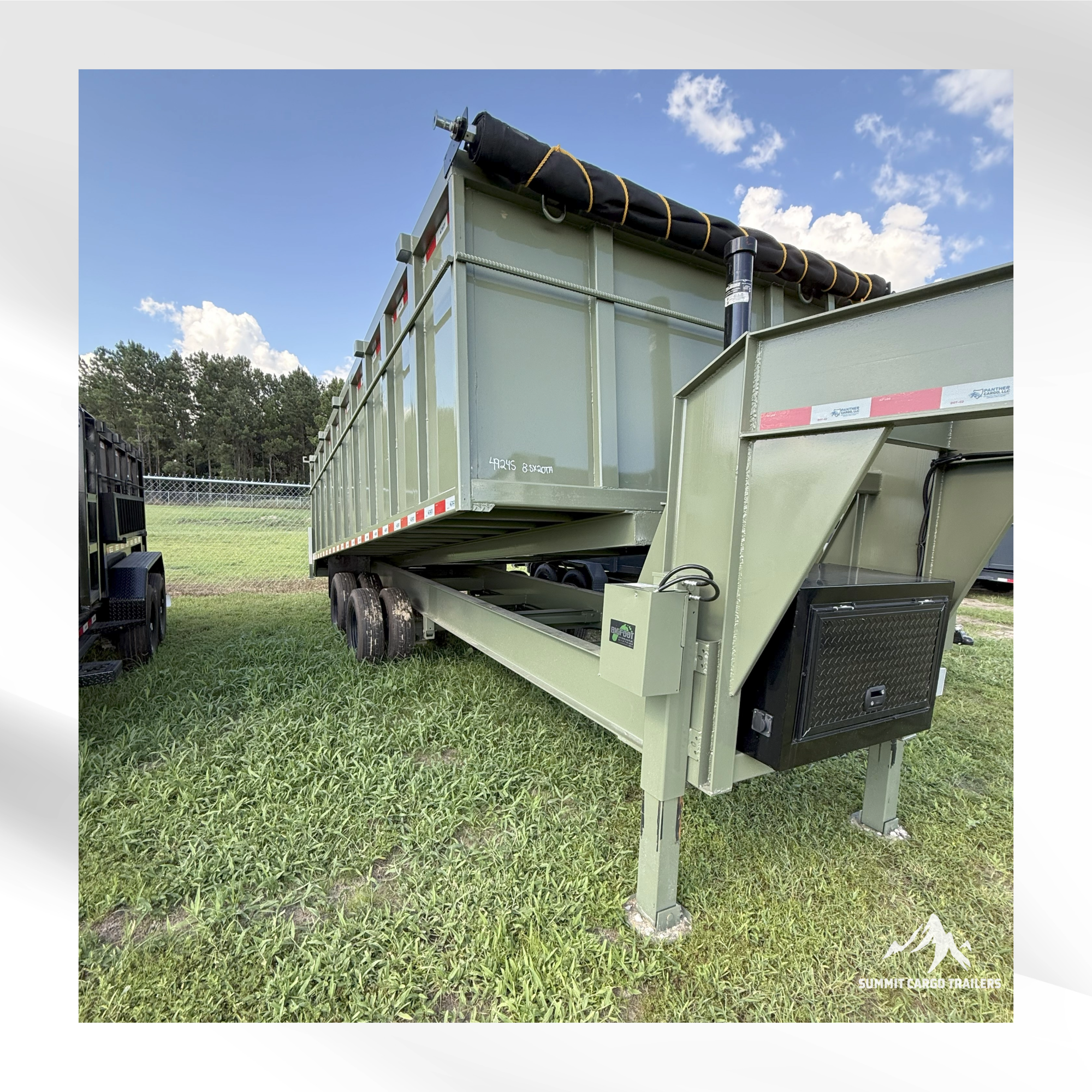 8.5X20TA Army Green Dump Trailer