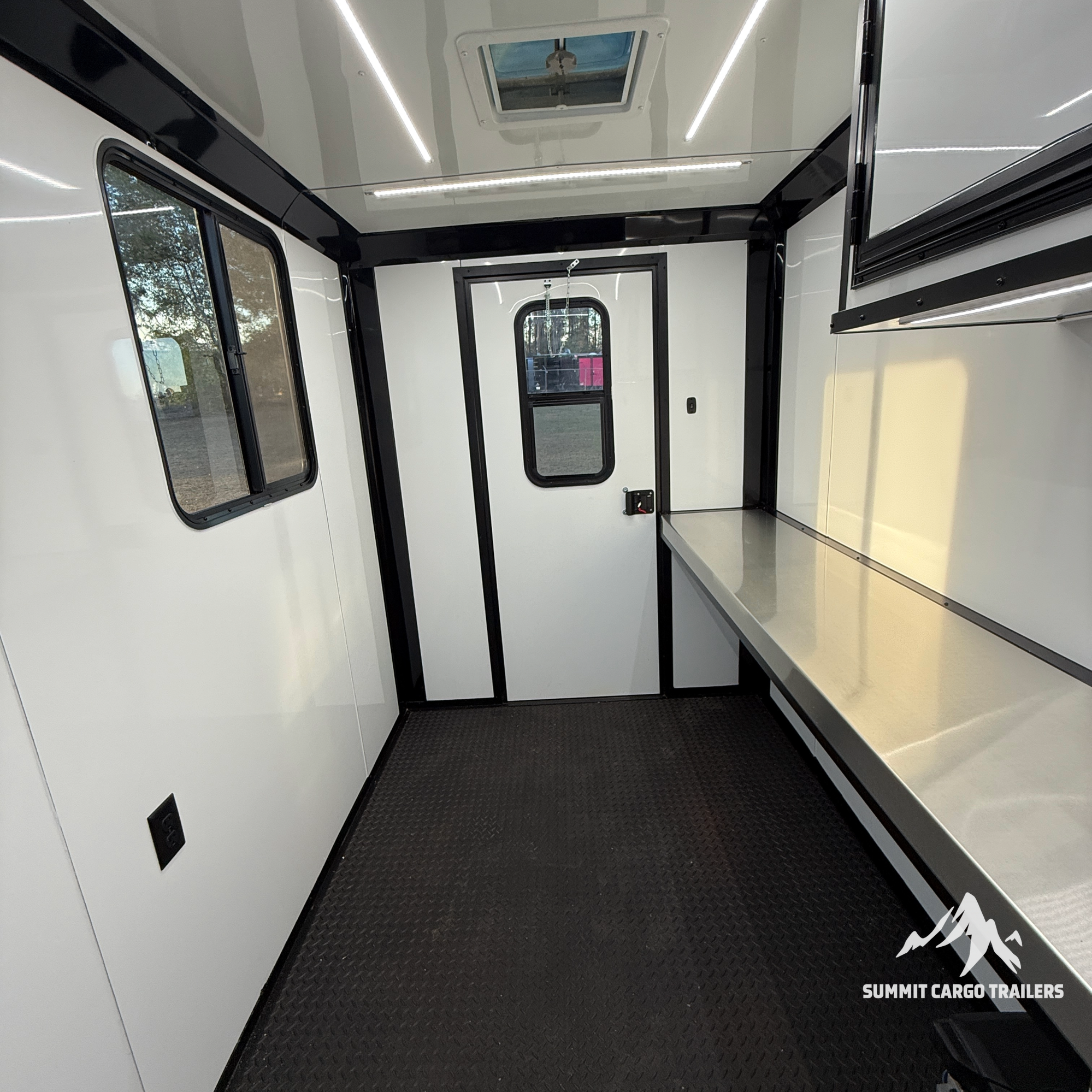 6X10TA White Splicing Trailer