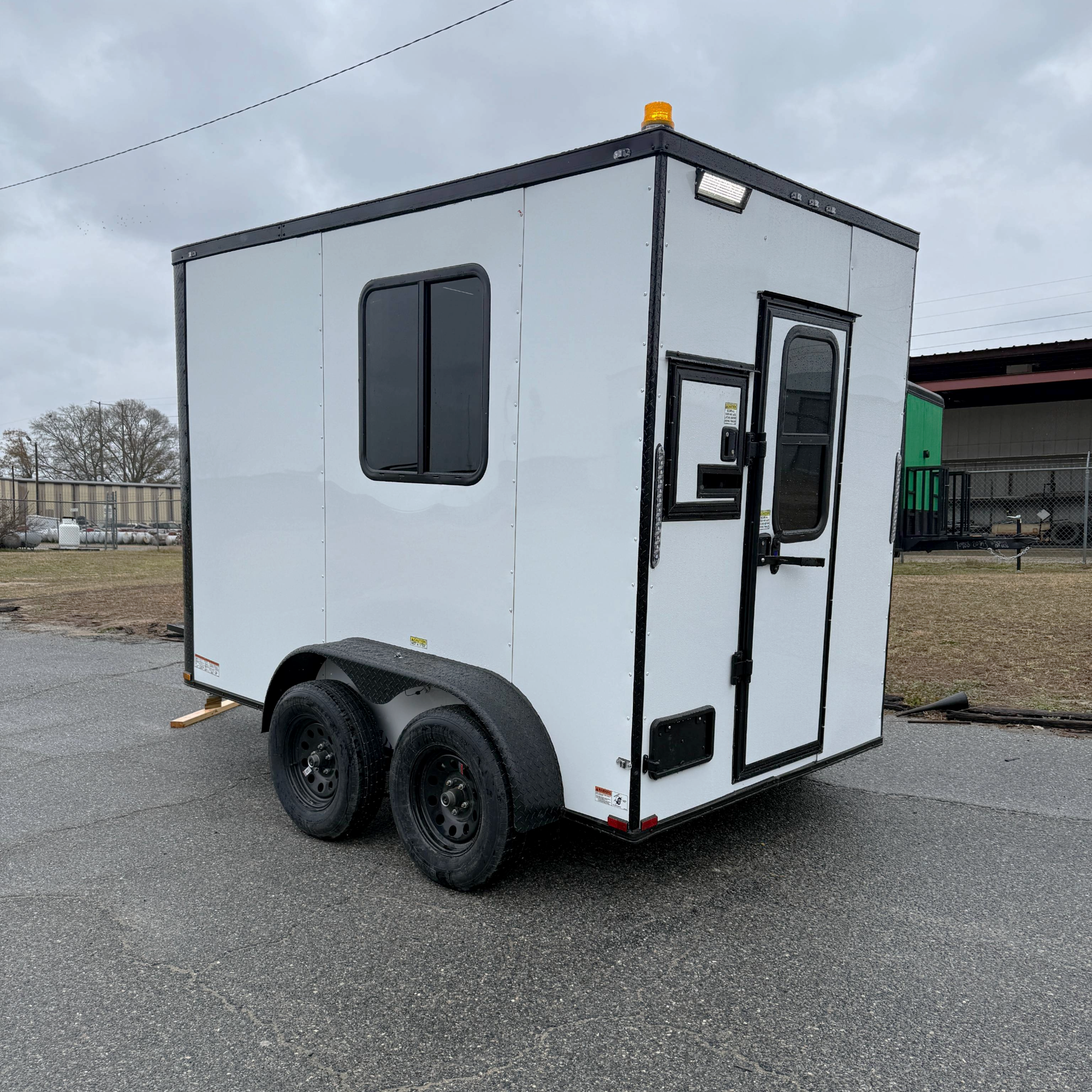 6X10TA White Splicing Trailer