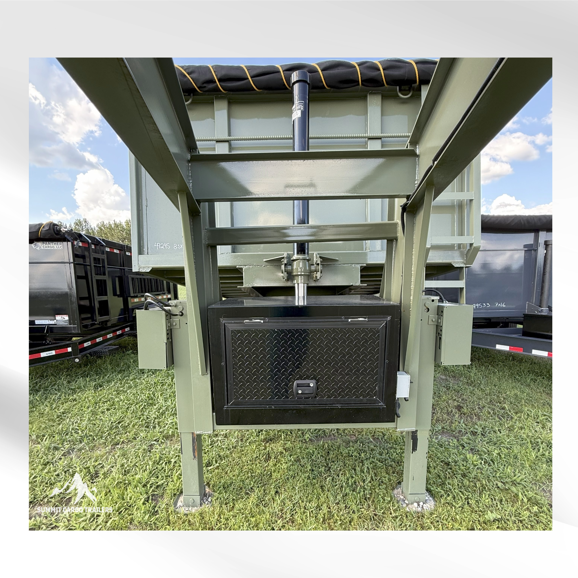 8.5X20TA Army Green Dump Trailer