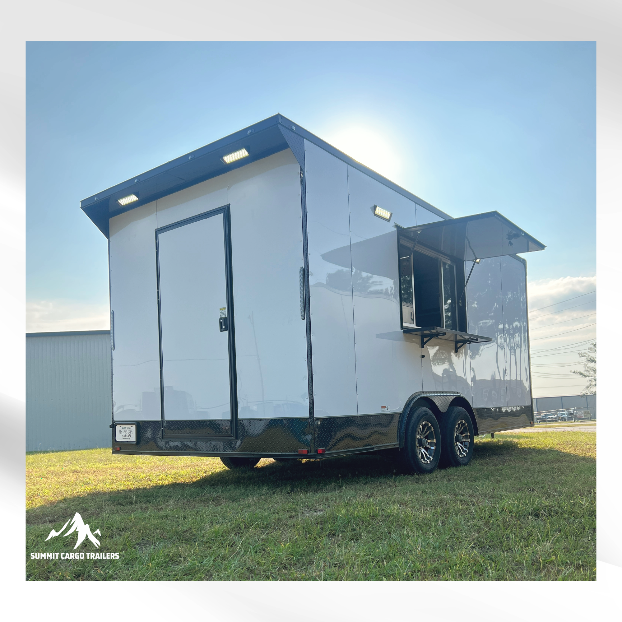 8.5X18TA3 White Concession Trailer