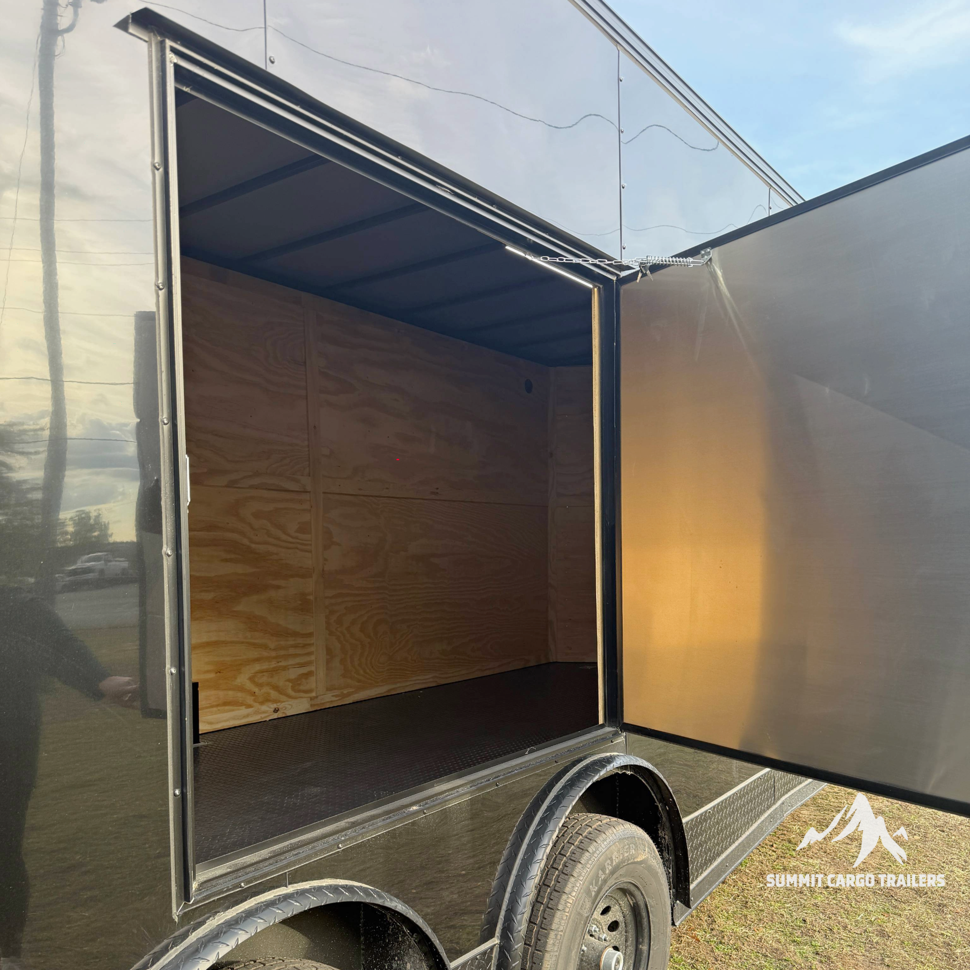 8.5X24TA3 Black Car Hauler Trailer