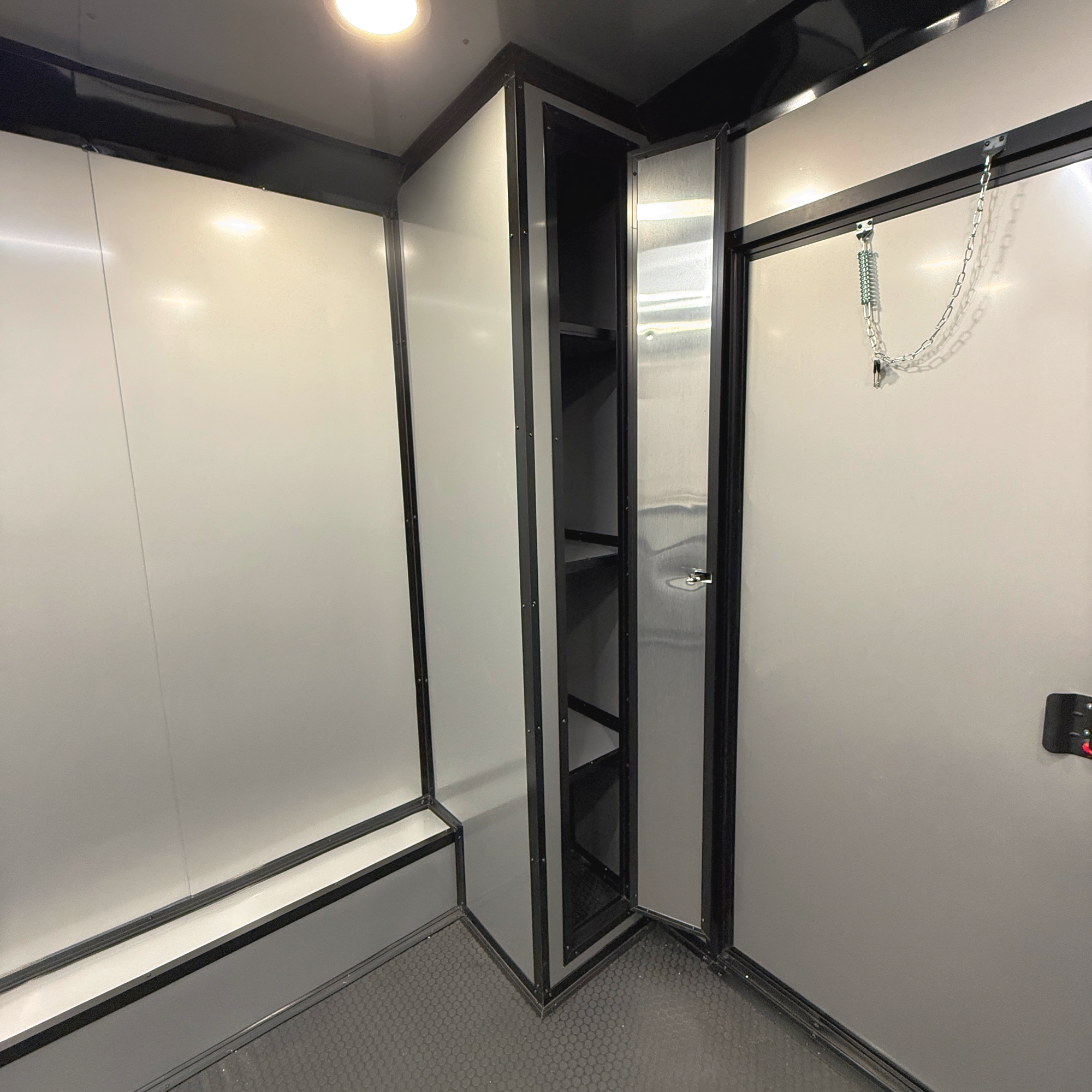 8.5X32TA5 Black Gullwing Porch Trailer