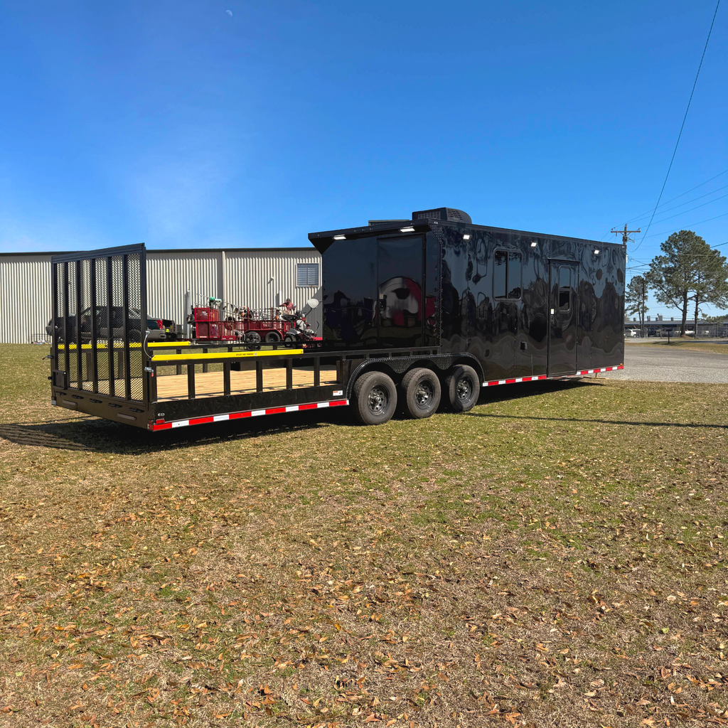 8.5X32TTA3 Black Hybrid Trailer