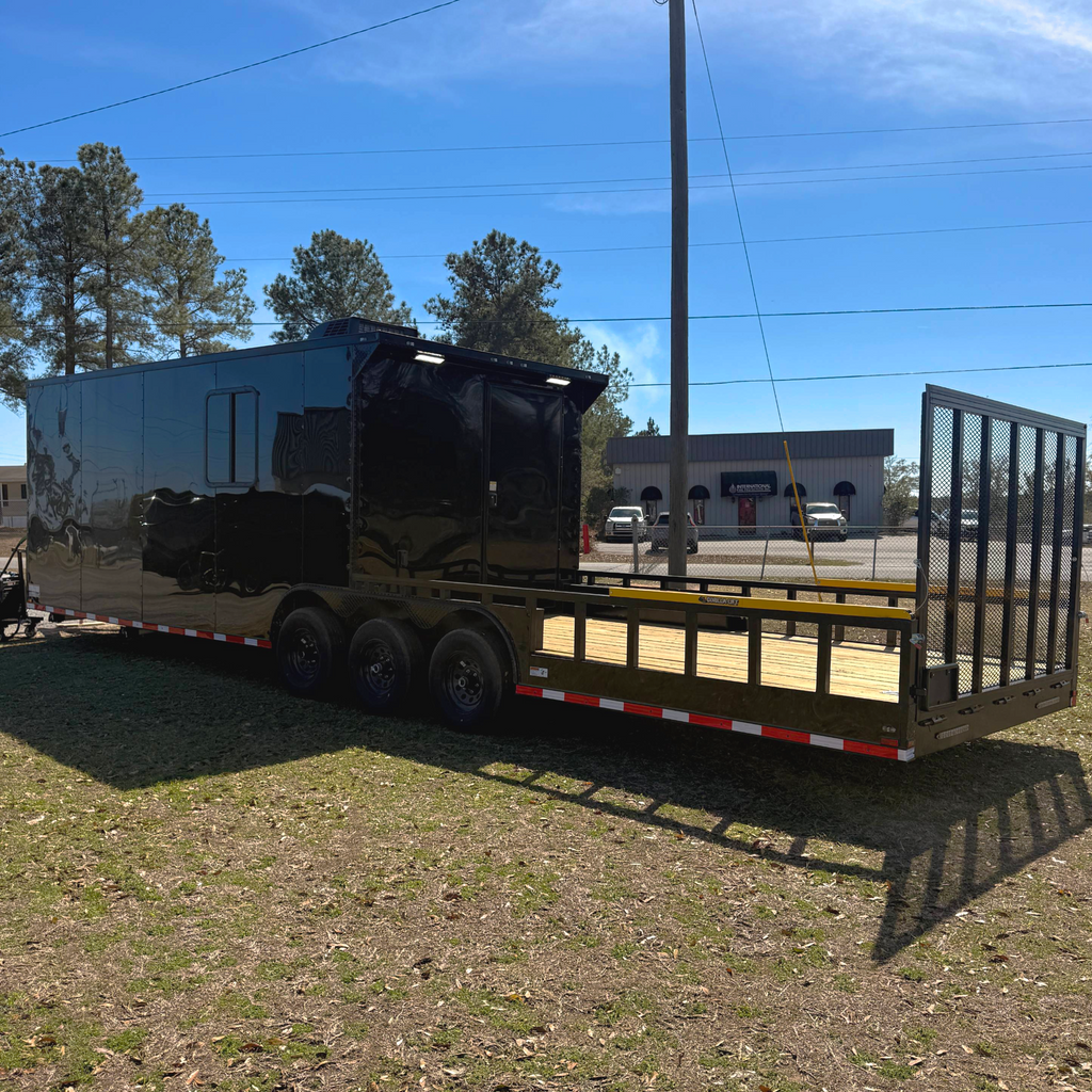 8.5X32TTA3 Black Hybrid Trailer