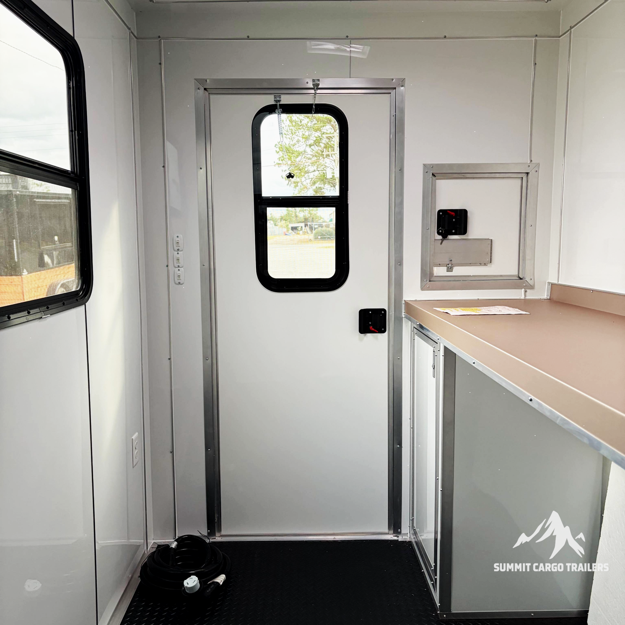 6X10TA White Splicing Trailer