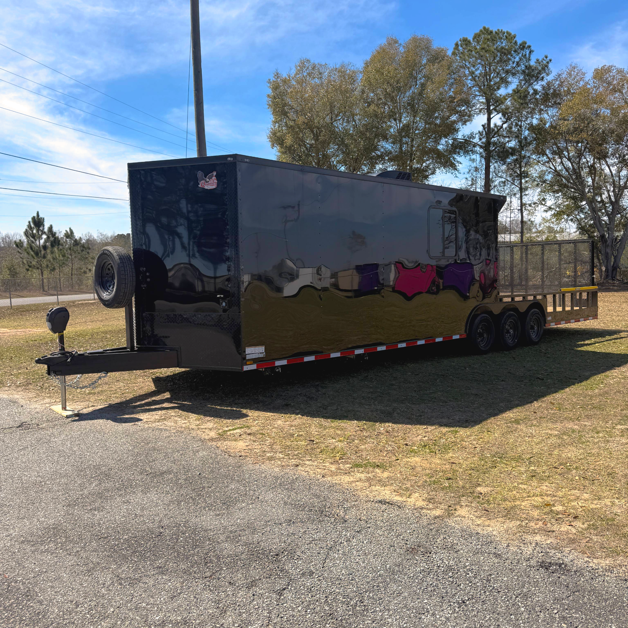 8.5X32TTA3 Black Hybrid Trailer