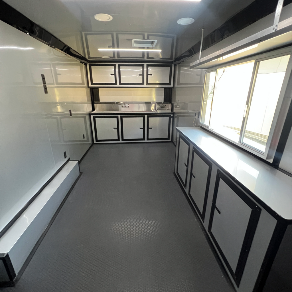 8.5X18TA3 White Concession Trailer