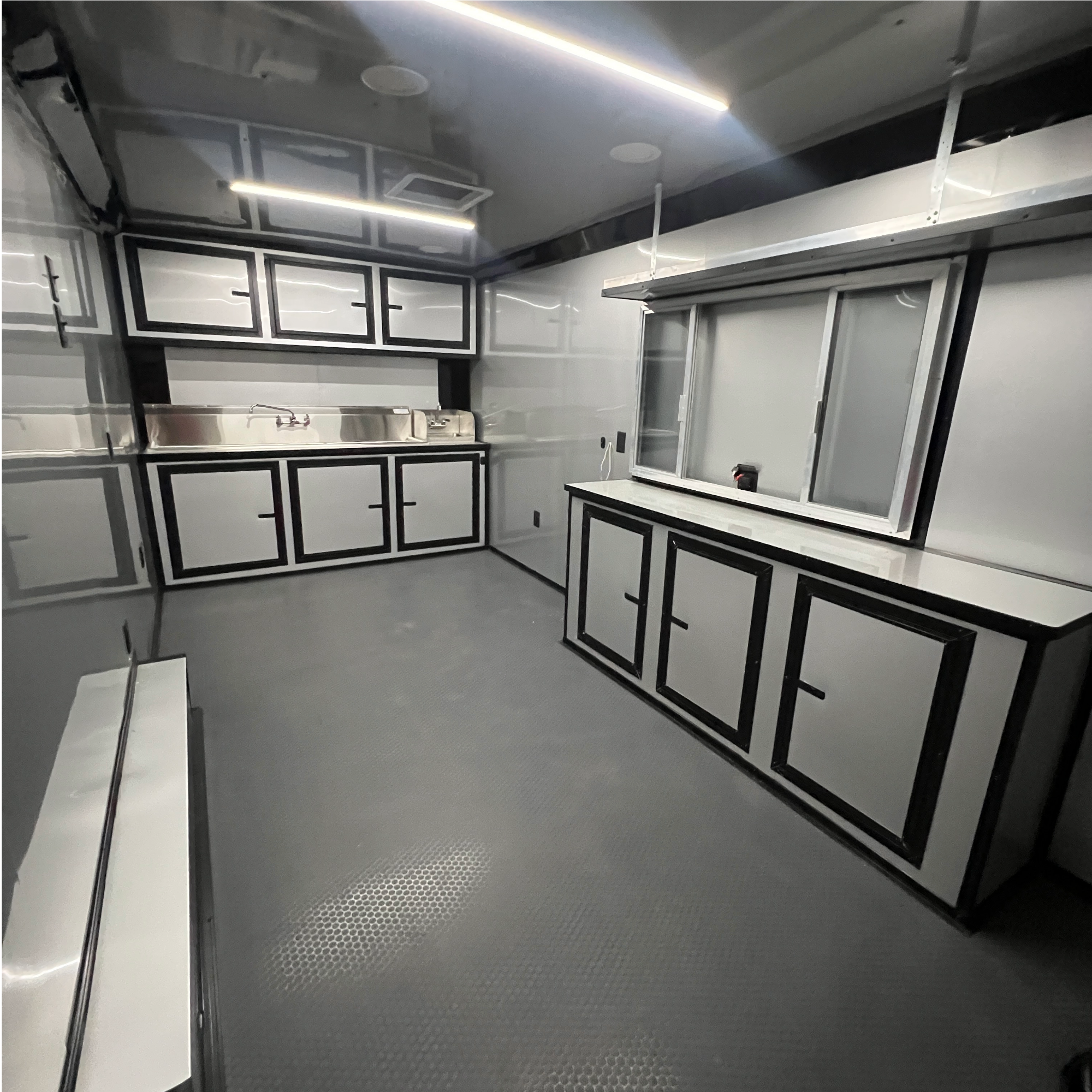 8.5X18TA3 White Concession Trailer