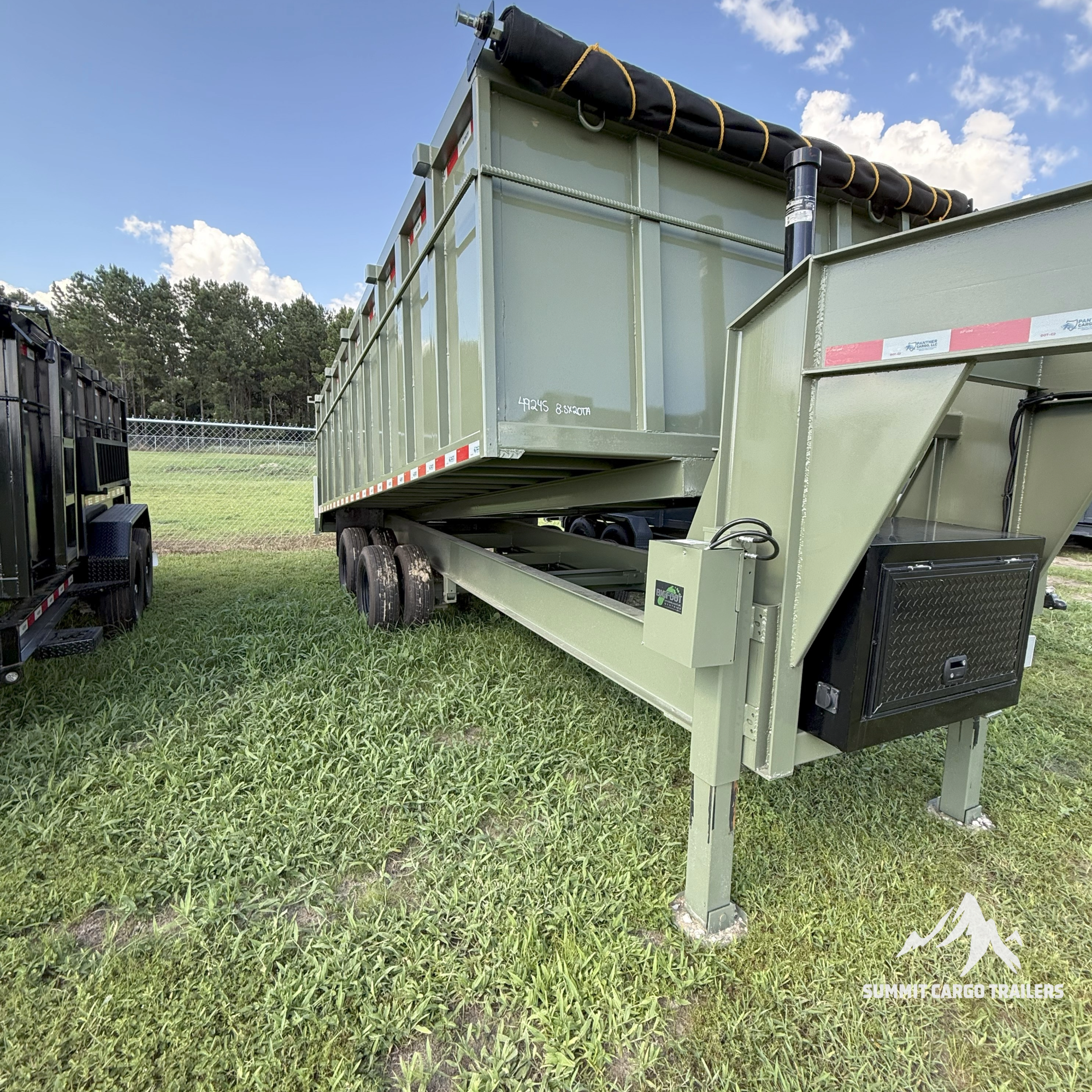 8.5X20TA Army Green Dump Trailer