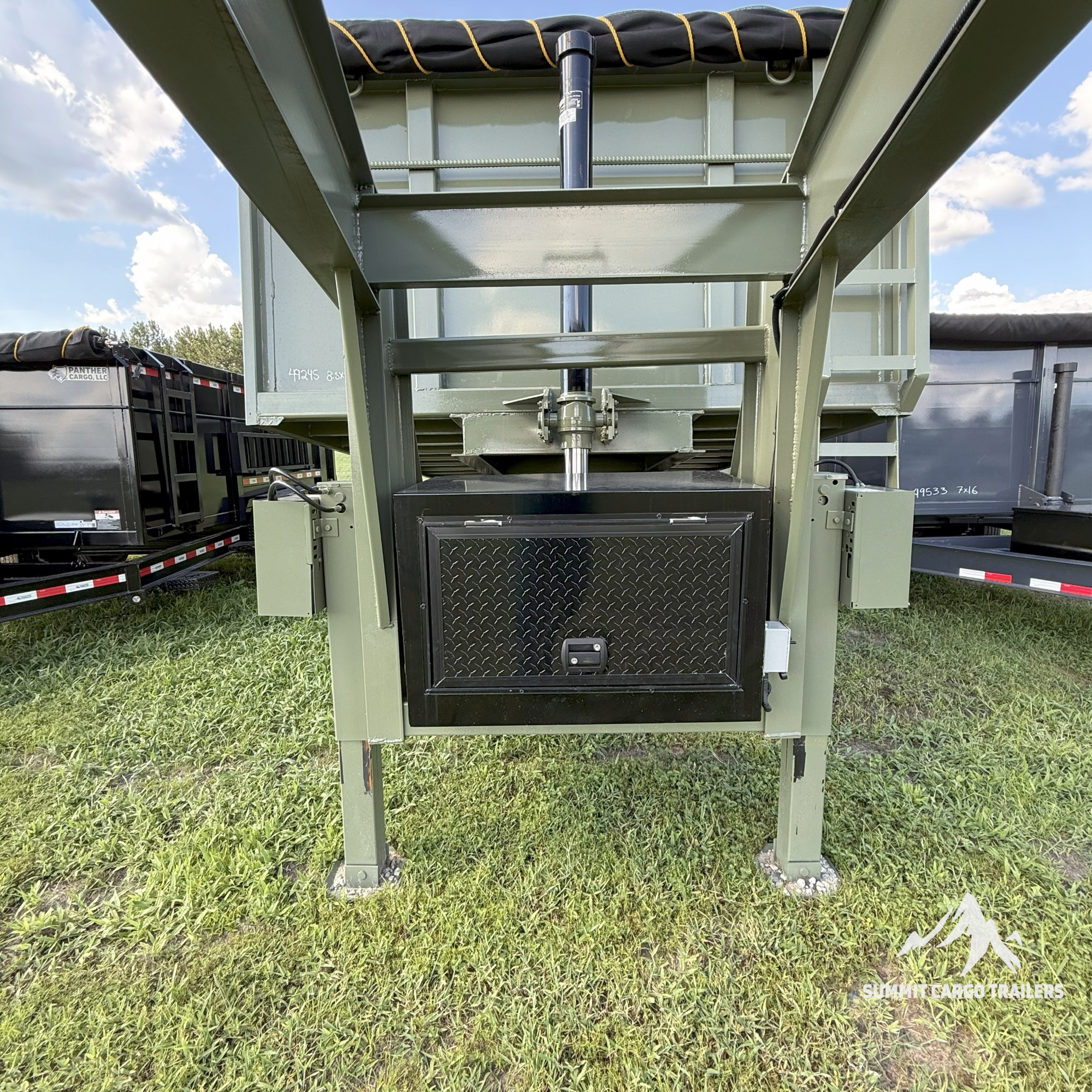 8.5X20TA Army Green Dump Trailer