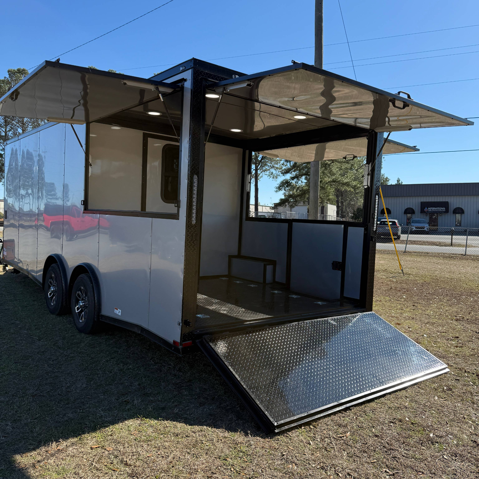 8.5X22TA Silver Gullwing Porch Trailer