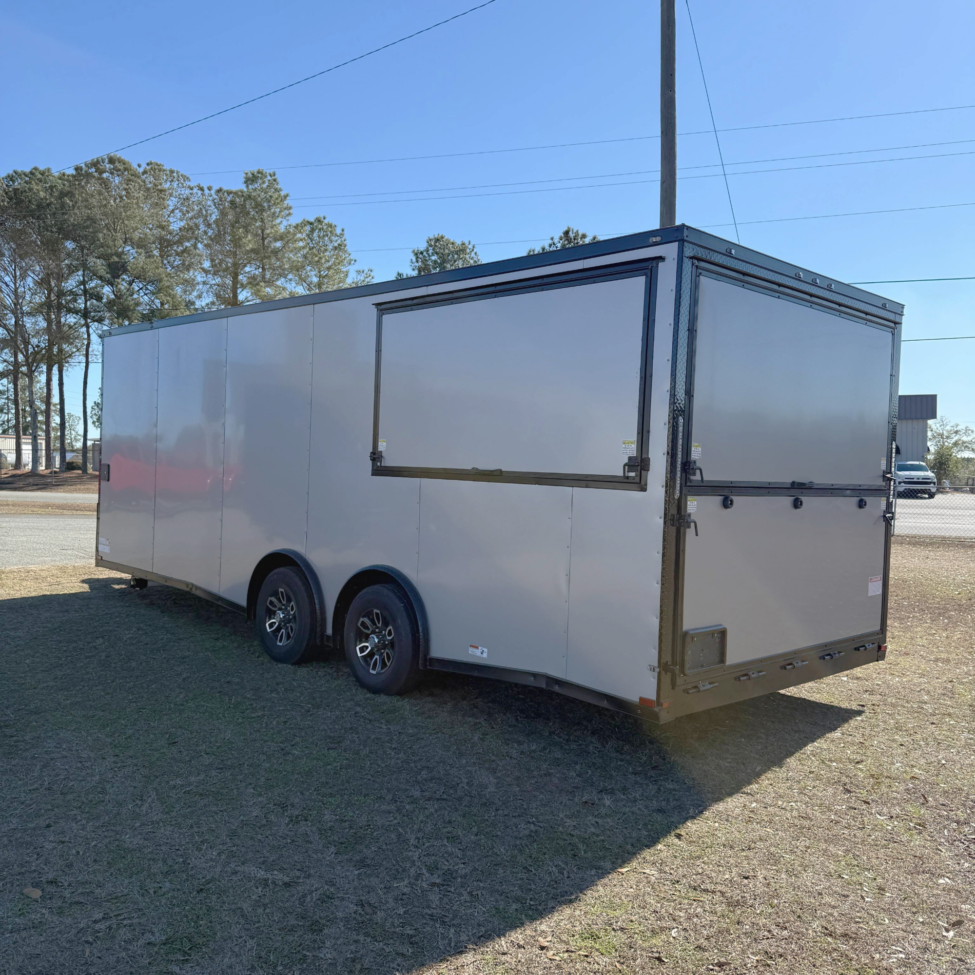 8.5X22TA Silver Gullwing Porch Trailer