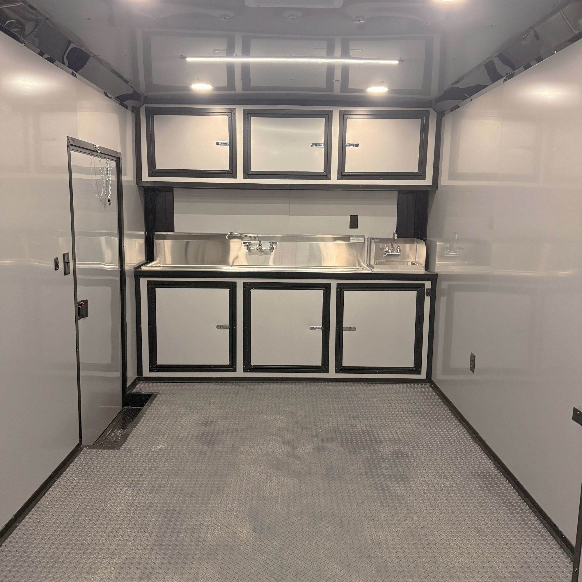 8.5X26TA3 Black Concession Porch Trailer