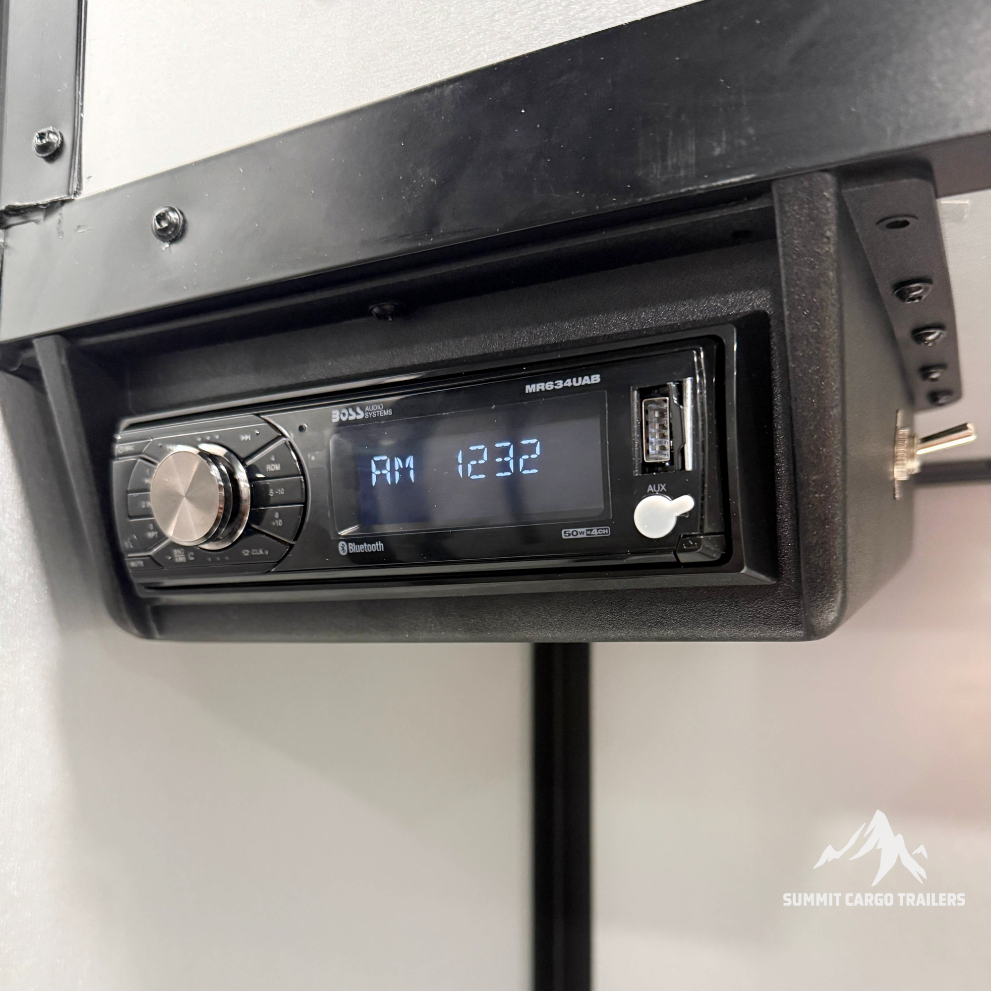 8.5X20TA3 Silver Gullwing Porch Trailer