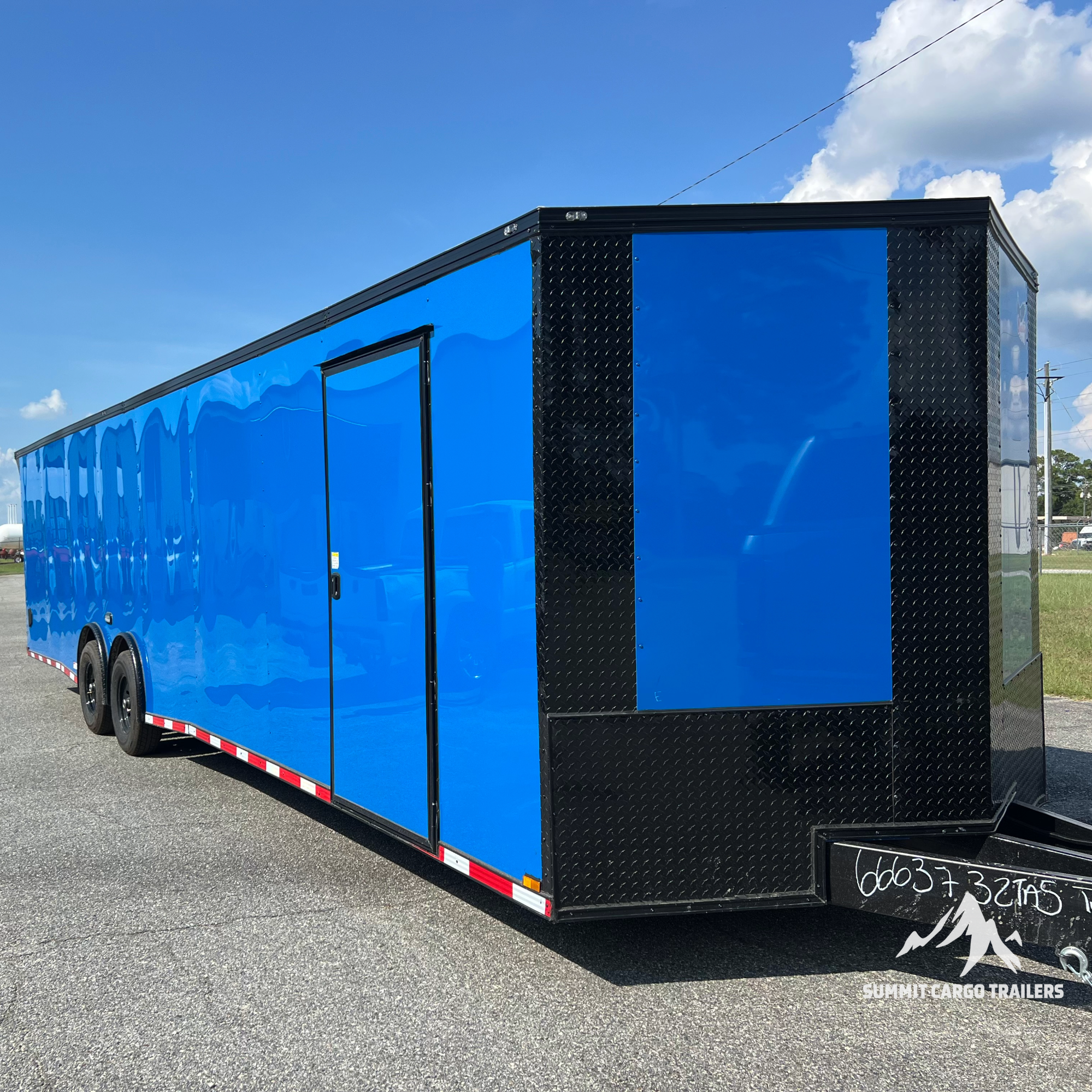 8.5X32TA5 Bright Blue Car Hauler Trailer