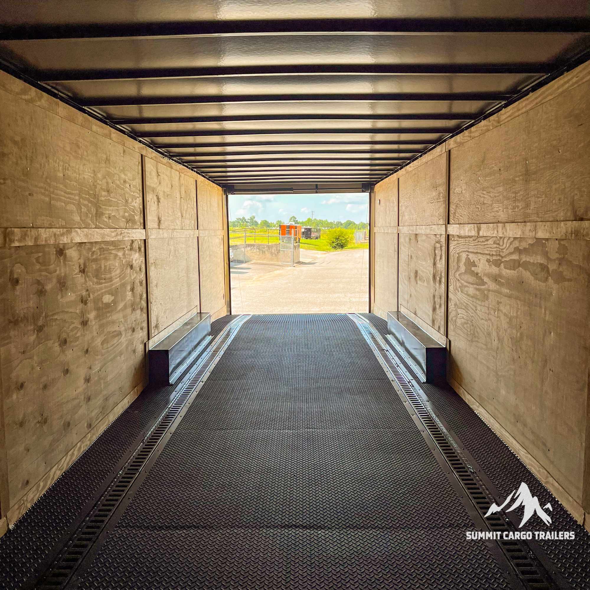 8.5X32TA5 Bright Blue Car Hauler Trailer