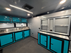 Remolque para barbacoa de 8.5x22 con puertas de ala de gaviota en venta | $28,500