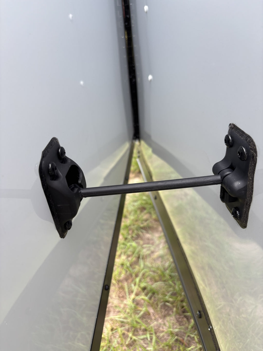 3-Piece Black Trailer Door Catch