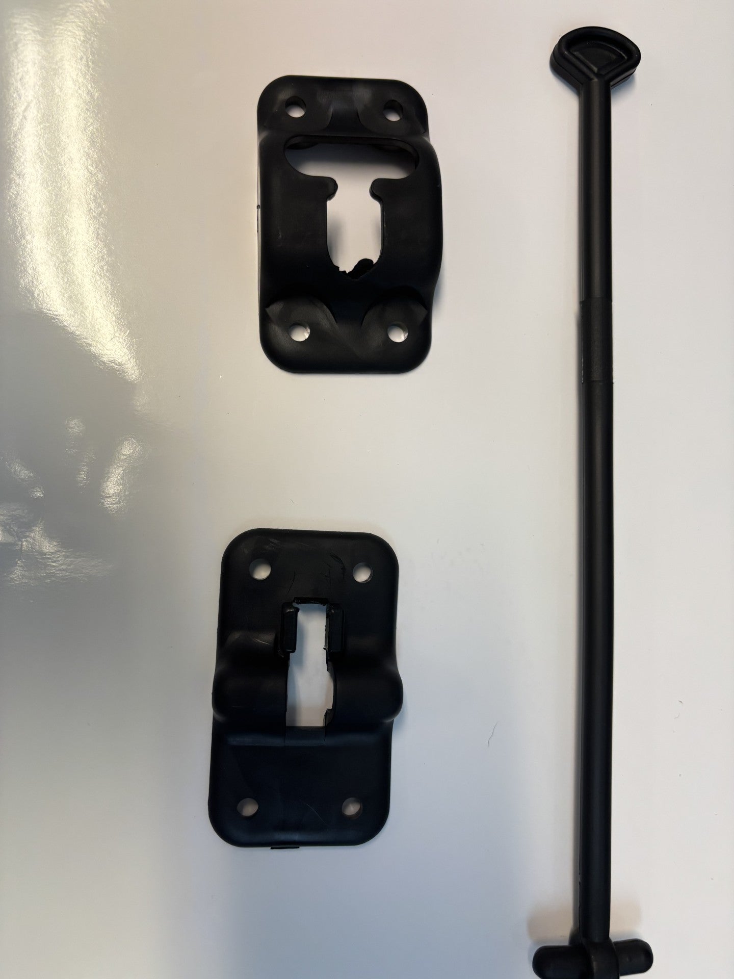 3-Piece Black Trailer Door Catch
