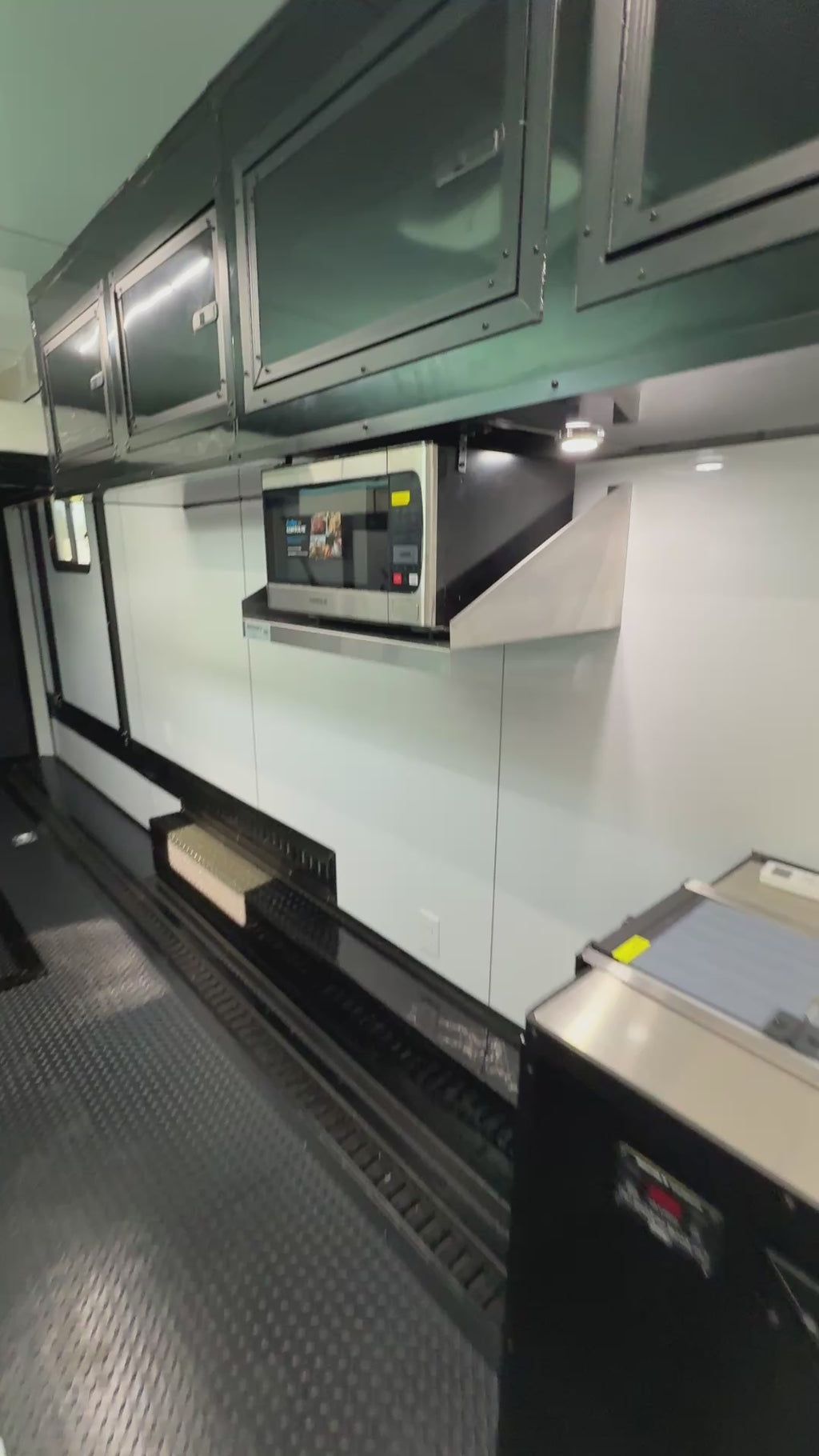 8.5X34TTA White Race Ready Trailer